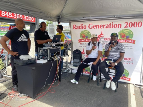 Back-to-School-Fair-at-Food-Fair-with-Radio-Generation